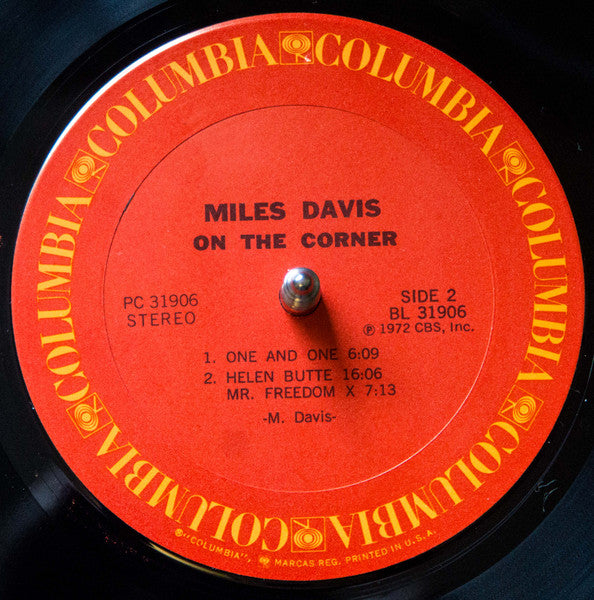 Miles Davis : On The Corner (LP, Album, Gat)