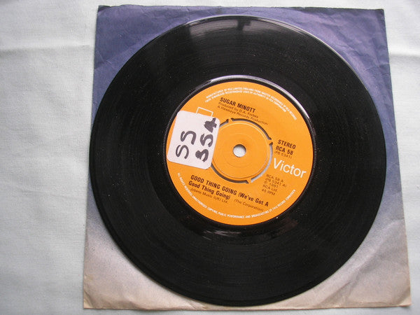 Sugar Minott / Desi Roots : Good Thing Going / Hung Up (7", Single, Ora)