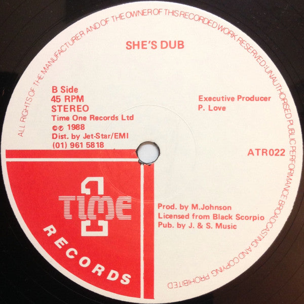 Barrington Levy : She's Mine (12", Single)