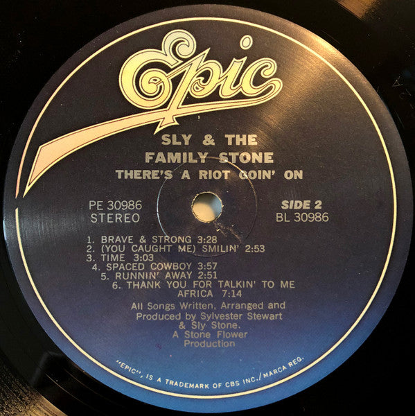 Sly & The Family Stone : There's A Riot Goin' On (LP, Album, RE)