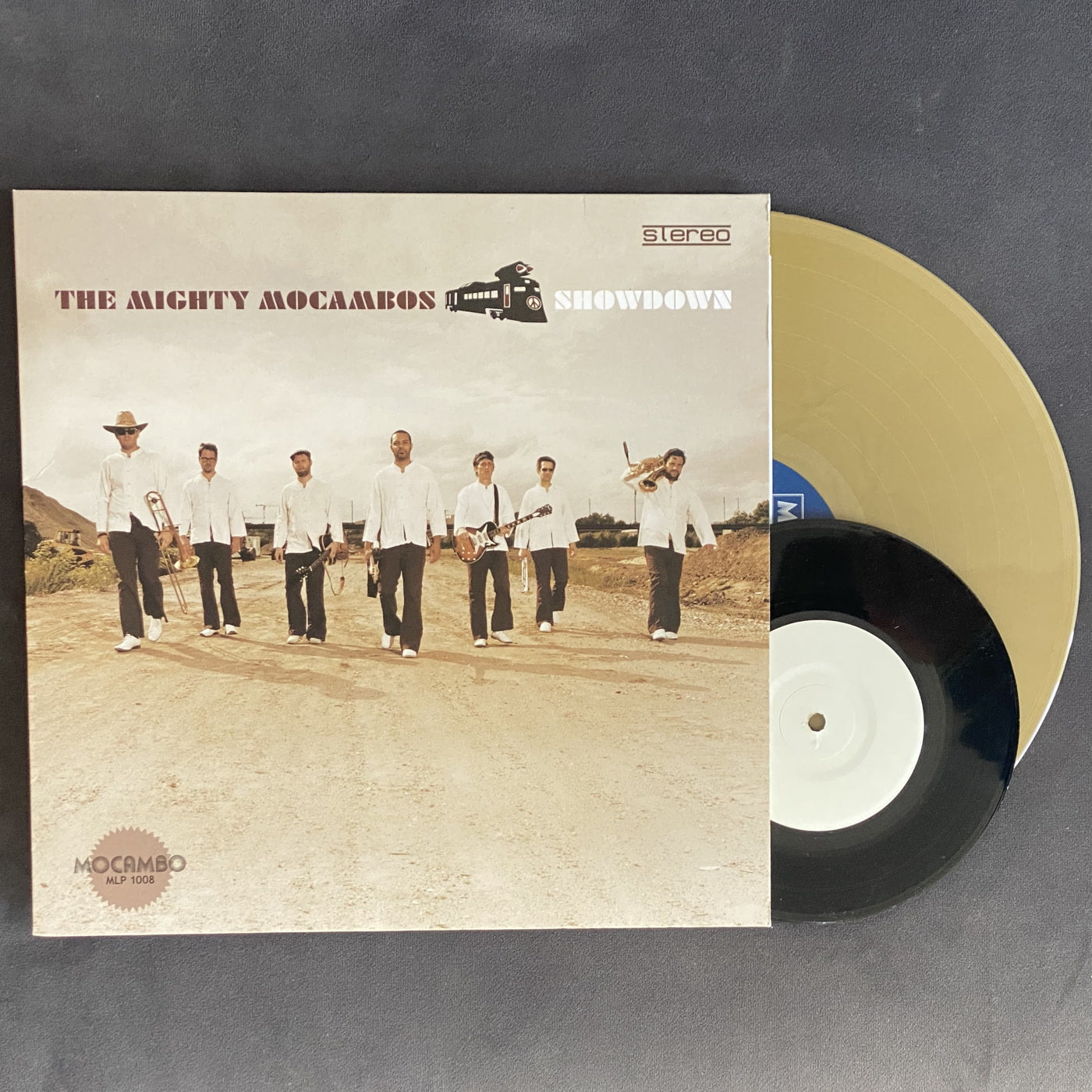 The Mighty Mocambos - SHOWDOWN (LP)