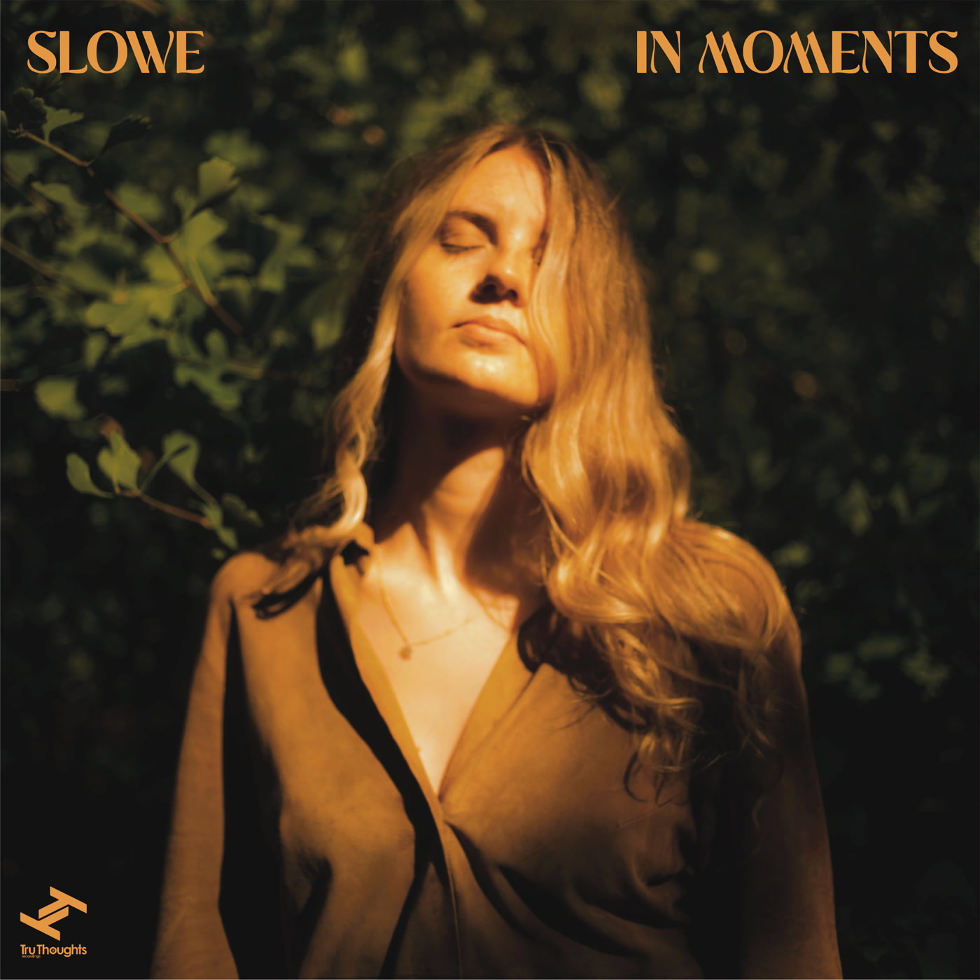 Slowe - In Moments (CD)