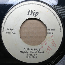 Gladstone Henry & The Ducanes (2) / Mighty Cloud Band : Beggar Round Town (7")