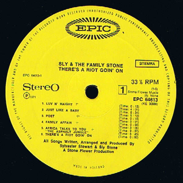 Sly & The Family Stone : There's A Riot Goin' On (LP, Album, Gat)