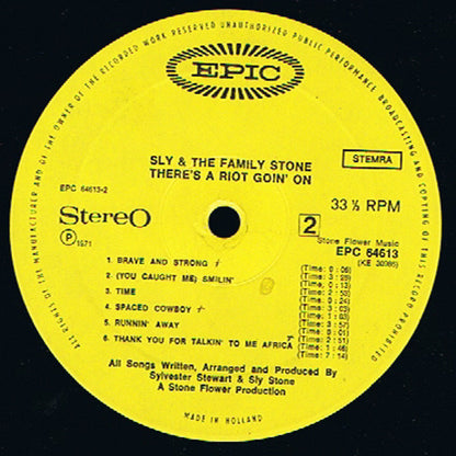 Sly & The Family Stone : There's A Riot Goin' On (LP, Album, Gat)