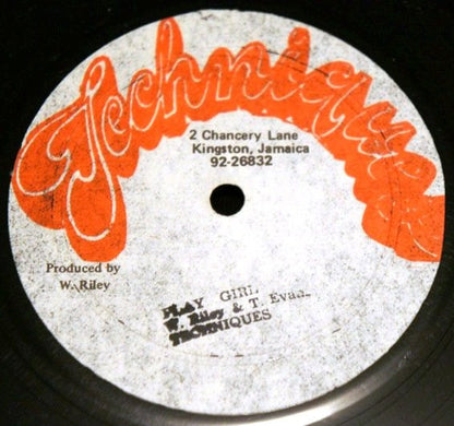 The Techniques / Super Cat (2) & Brok Back : Play Girl / Mr. Walker (12", Single)