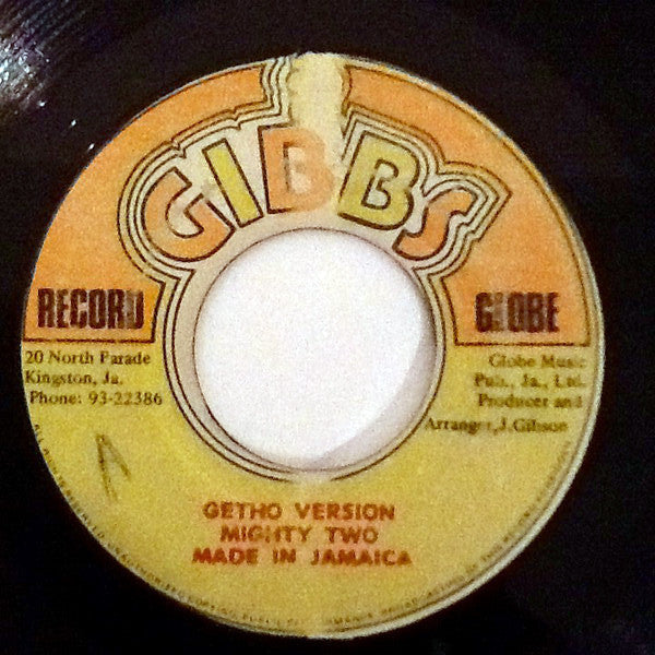 Dennis Brown / Mighty Two* : Getho Girl / Version (7")