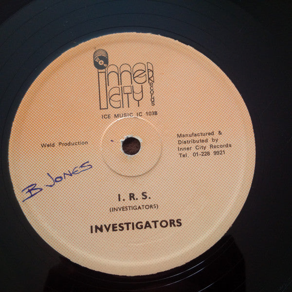 The Investigators (2) : Turn Out The Light (12")