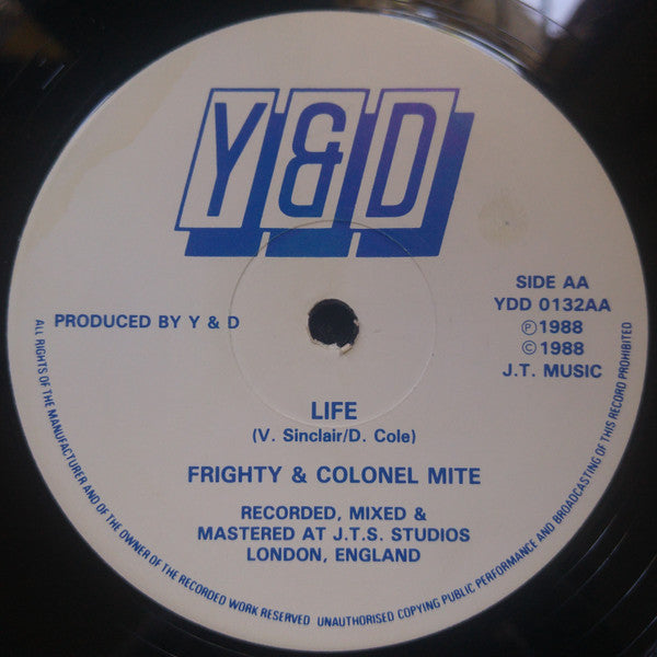 Frighty & The Offbeat Posse, Frighty & Colonel Mite : Feel So Good / Life (12")