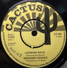 Gregory Isaacs : Looking Back (7", Single)