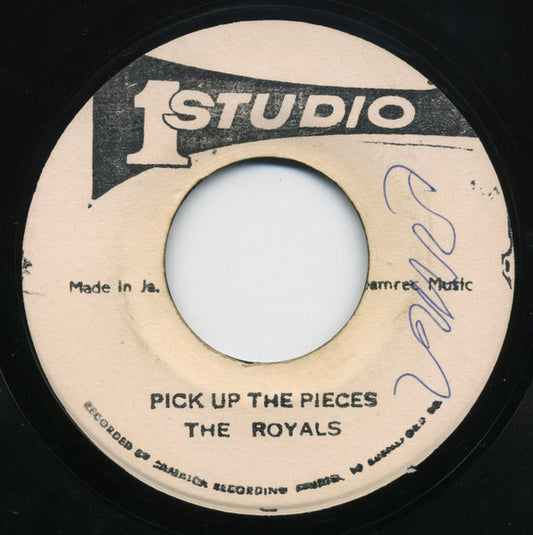 The Royals : Pick Up The Pieces (7")