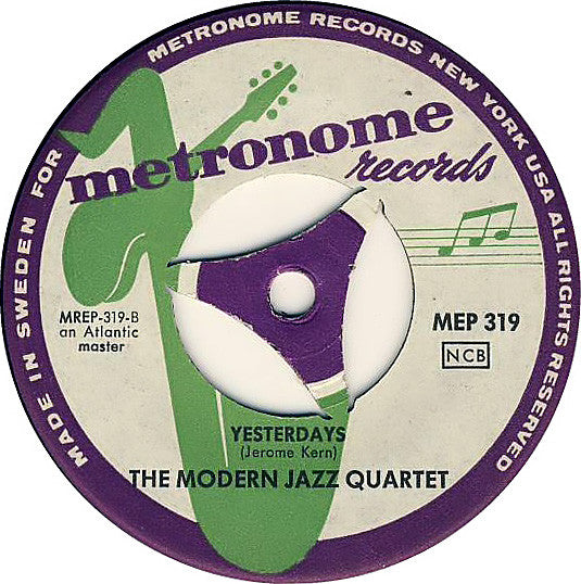 The Modern Jazz Quartet : Between The Devil And The Deep Blue Sea / Yesterdays (7", EP, 3-p)