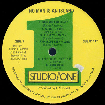 Dennis Brown : No Man Is An Island (LP, Album, RE, Yel)