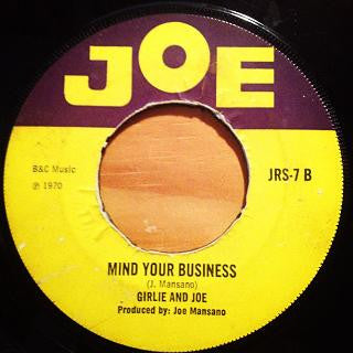 Girlie (2) : Small Change / Mind Your Business (7", Pus)