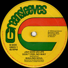 Wailing Souls & Ranking Trevor / Wailing Souls : War / Jah Give Us Life Don't Feel No Way (12")