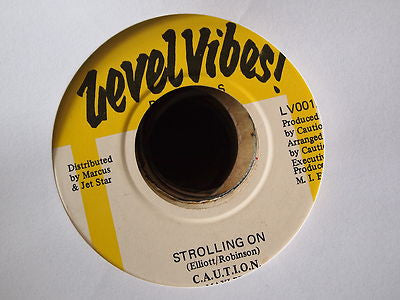 Caution (5) + Maxi Priest : Strolling On (7", Single)