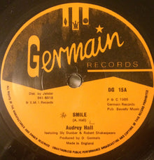 Audrey Hall : Smile (7", Yel)
