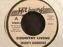The Mighty Diamonds / The Revolutionaries : Country Living / Living (7", RE)